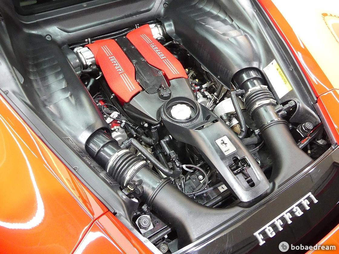 페라리 488 GTB 3.9 V8