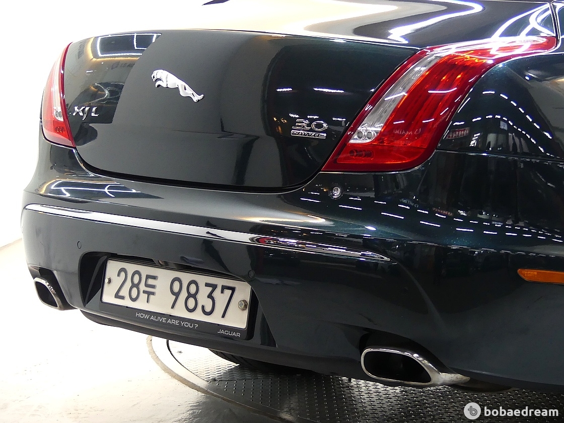 재규어 XJ 5세대 3.0 V6 SC LWB AWD 프리미엄 럭셔리