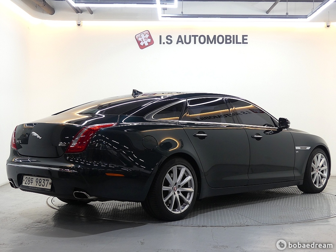 재규어 XJ 5세대 3.0 V6 SC LWB AWD 프리미엄 럭셔리