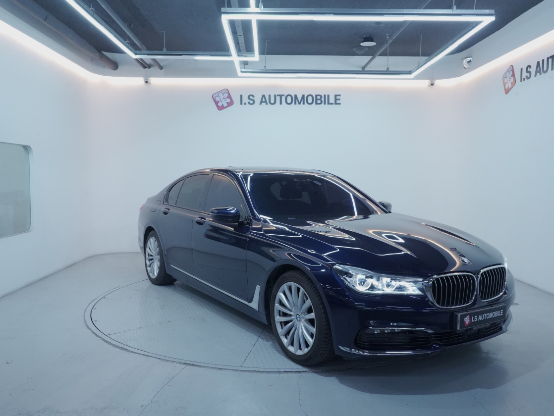 BMW 6세대 740i