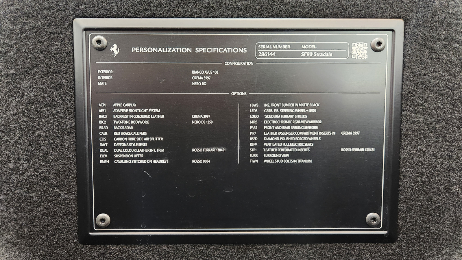 페라리 SF90 스트라달레 4.0 PHEV