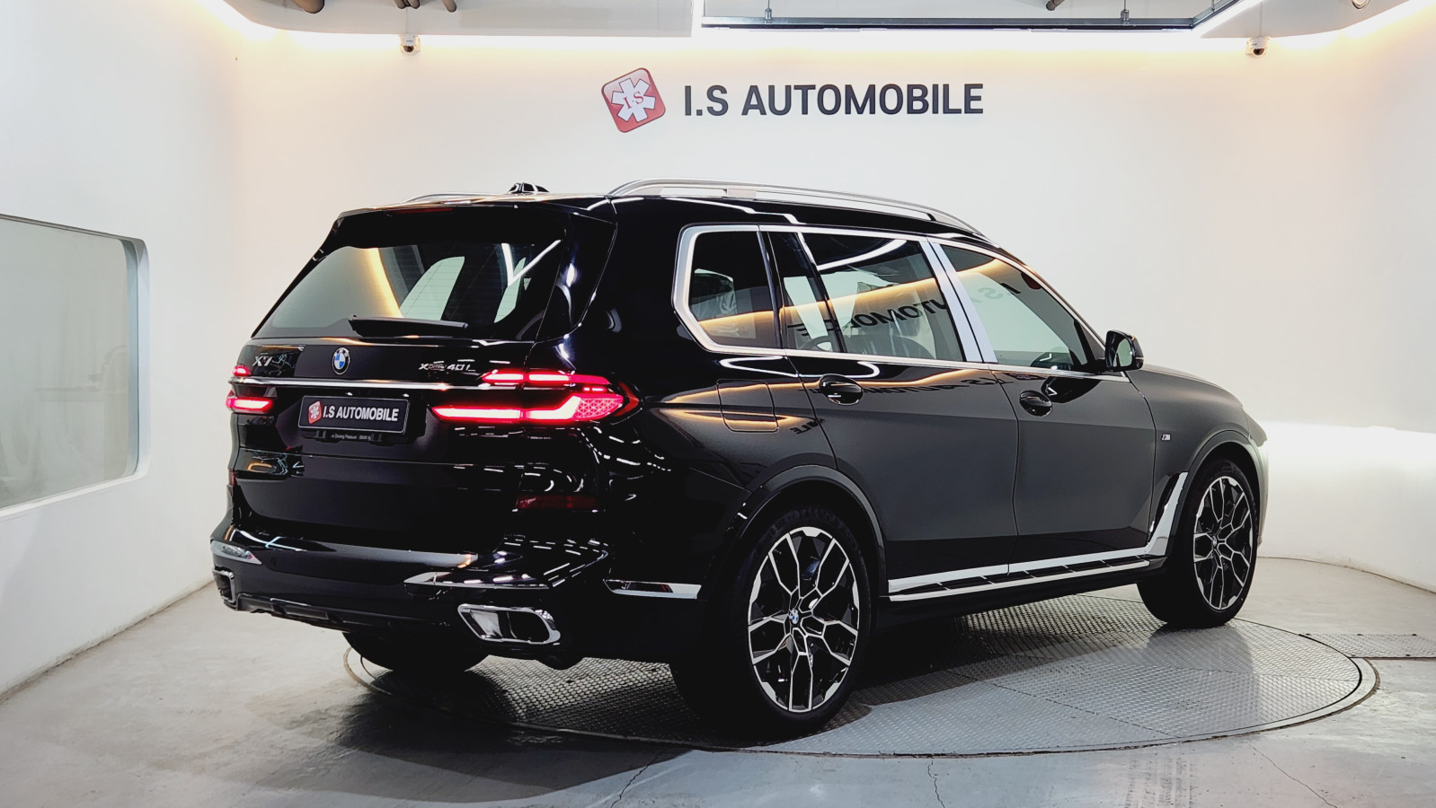 BMW X7 xDrive 40i M 스포츠