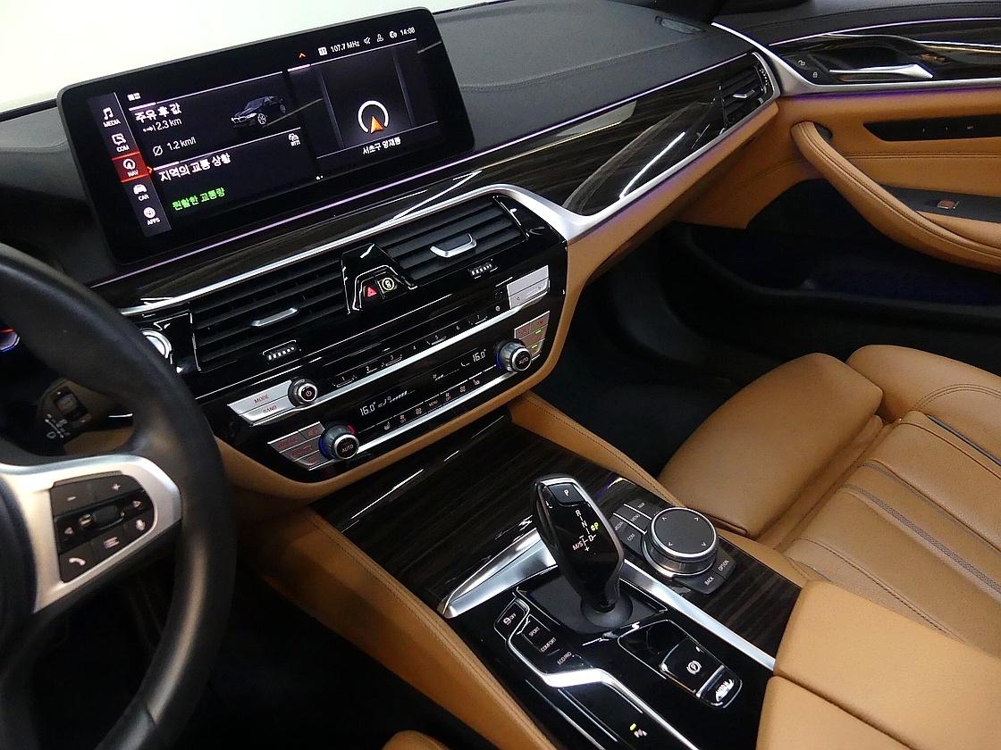 BMW 7세대 520i M 스포츠