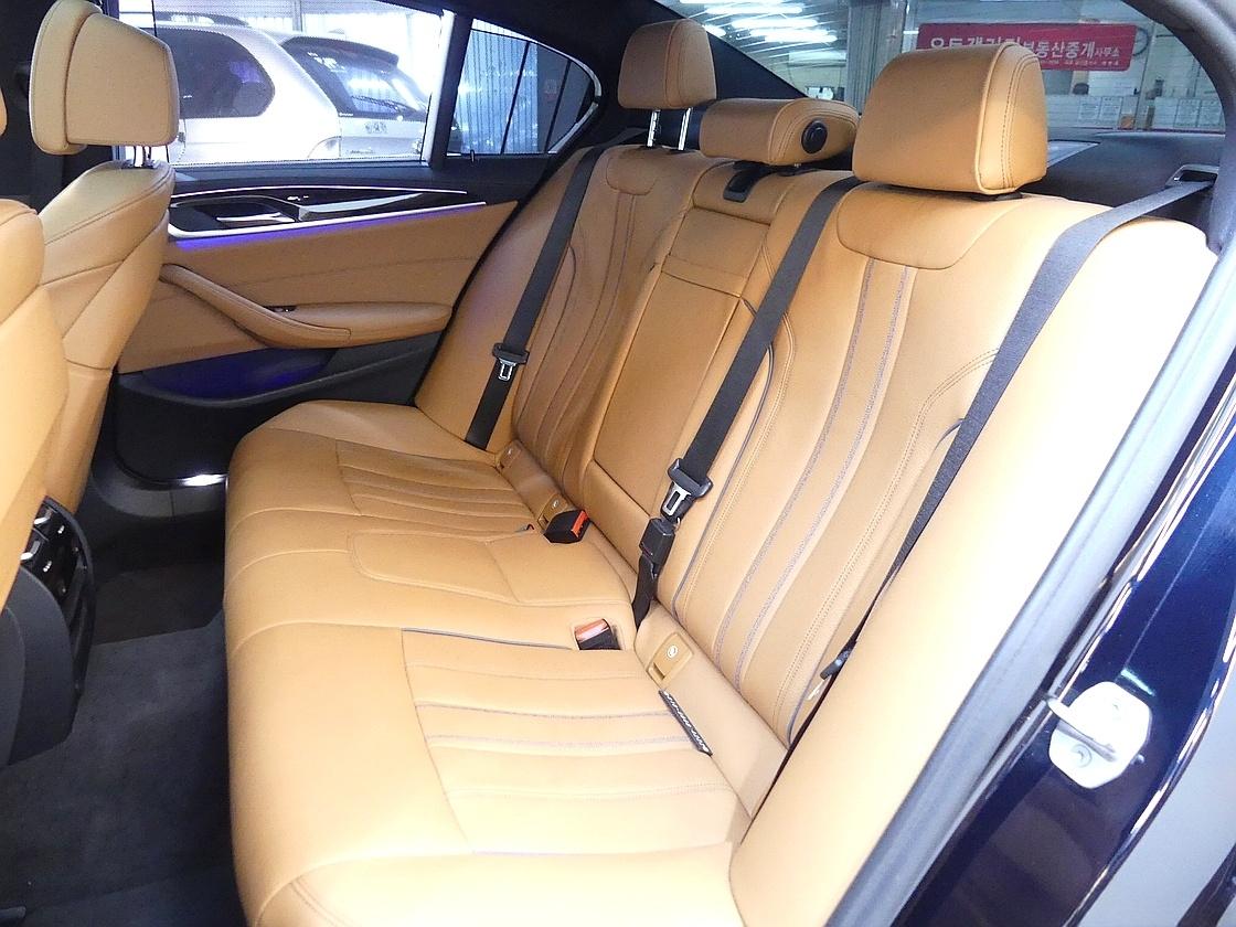 BMW 7세대 520i M 스포츠